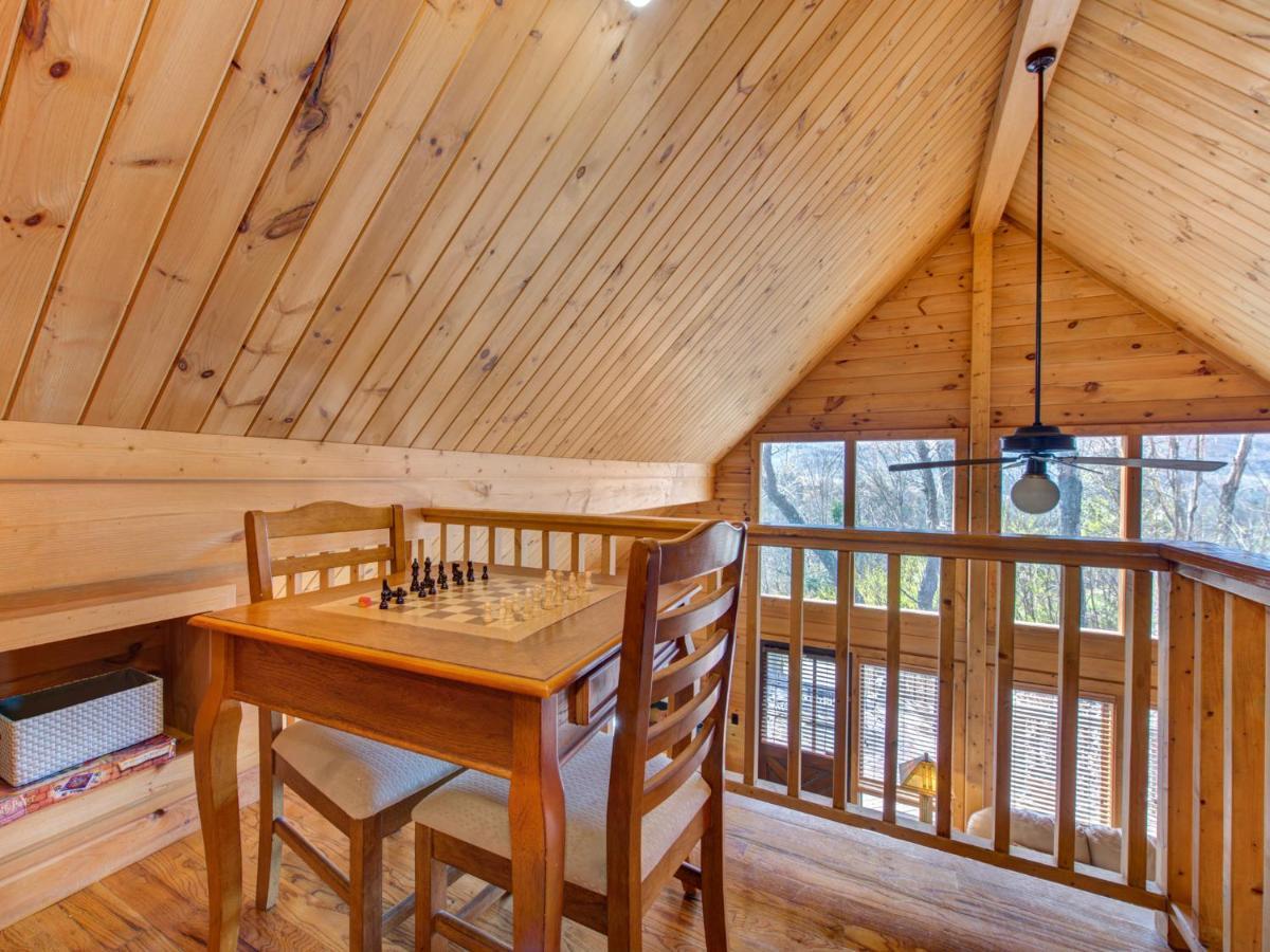 Mountain Treasure Villa Gatlinburg Exterior photo